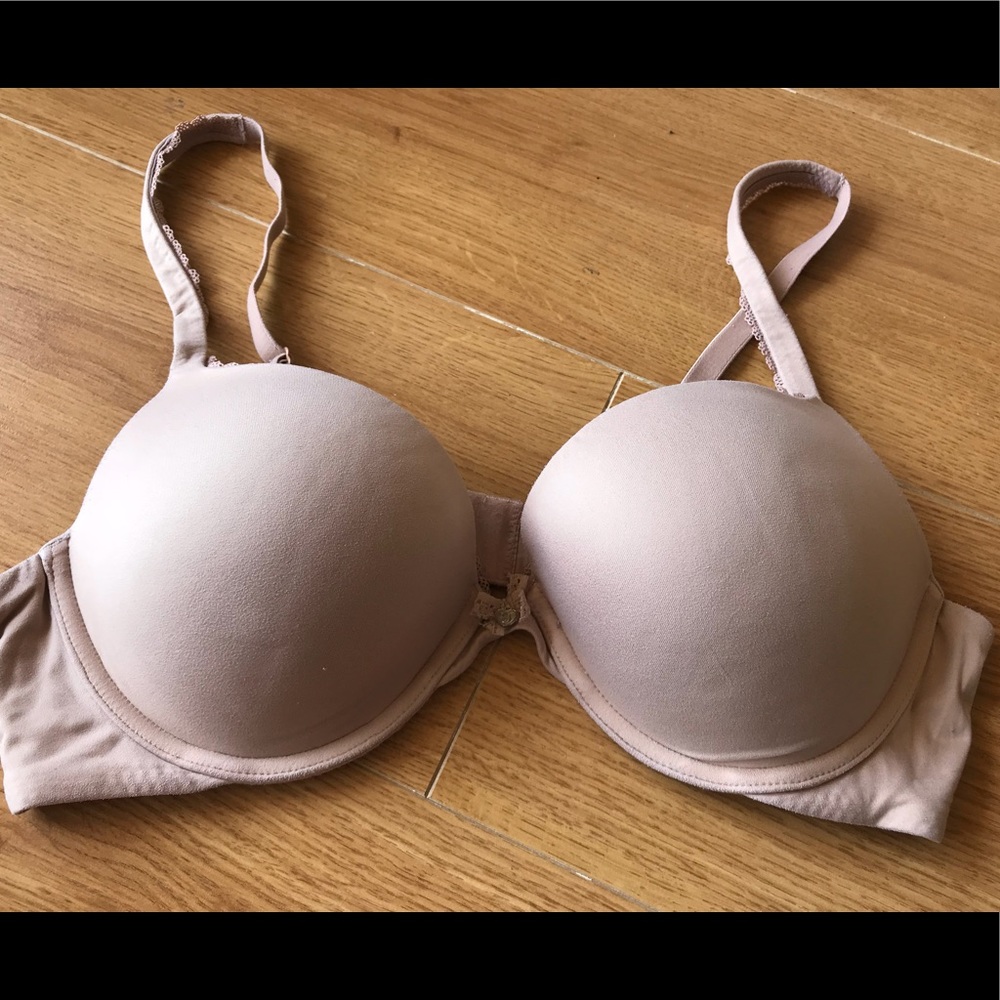 Victoria’s secret bra